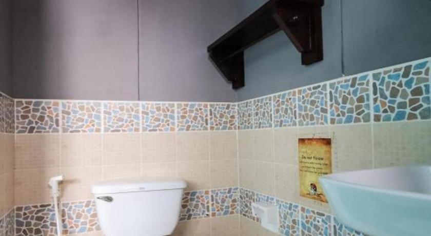Oyo 1103 Pirates House Hotel Фи Фи Айлънд Екстериор снимка