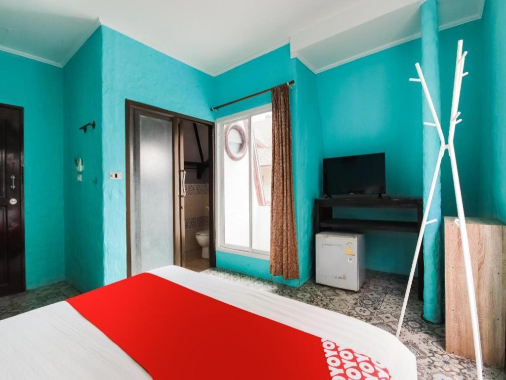 Oyo 1103 Pirates House Hotel Фи Фи Айлънд Екстериор снимка